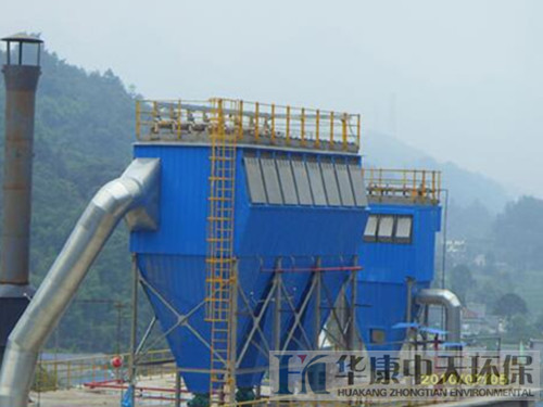華康環(huán)保為江西生產的XMC分室脈沖布袋除塵器